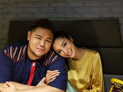 Makan Malam Bareng, Inikah Kekasih Baru Ivan Gunawan?