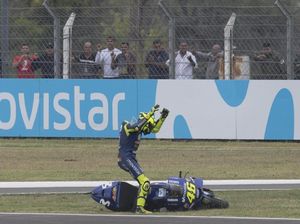 Agostini Tepis Sebuah Tudingan Rossi ke Marquez