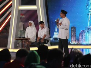 Panasnya Debat Perdana Khofifah dan Gus Ipul Panasnya Debat Perdana Khofifah dan Gus Ipul