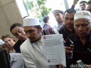 FPI Kembali Laporkan Ade Armando ke Bareskrim