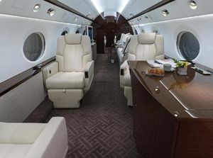 Ke Mana Saja Sih Miliuner Biasa Buang Duit? (2)