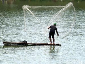 Kalender Jawa Rabu Pahing 15 Mei 2024: Bikin Jala Penangkap Ikan Kalender Jawa Rabu Pahing 15 Mei 2024: Bikin Jala Penangkap Ikan