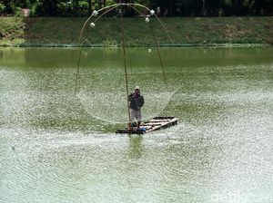 7 Tempat Memancing di Surabaya yang Cocok untuk Melepas Penat 7 Tempat Memancing di Surabaya yang Cocok untuk Melepas Penat