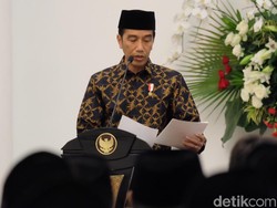 Jokowi Perintahkan Menteri Segera Eksekusi Proyek Strategis