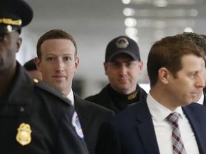 Jutaan Data Facebook Bocor, Zuckerberg Disidang Parlemen AS