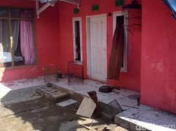 Rumah Penjual Miras Oplosan di Nagreg Bandung Dirusak Warga