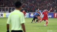 Gol keempat Simic dicetak dari titik putih.