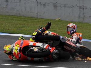 Marc Marquez Kencang Naik Motor Ducati, Kenapa Valentino Rossi Tidak?