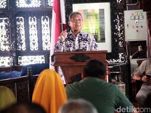 Plt Gubernur Jateng: Jangan Buat Rumah di Lokasi Rawan Bencana Plt Gubernur Jateng: Jangan Buat Rumah di Lokasi Rawan Bencana