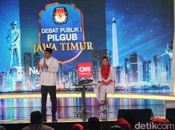 Khofifah On Fire Ditanya Masalah Anak & Perempuan, Gus Ipul Tetap Pede