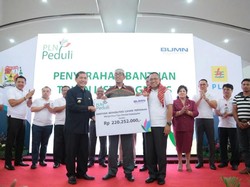 Pengungsi Gunung Sinabung Dapat Bantuan Listrik Gratis