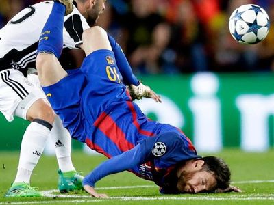 Barcelona Tersingkir, Messi Nyungsep Jadi Meme