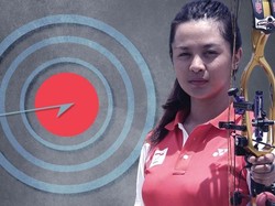 Kilau Dellie Threesyadinda di Arena Panahan