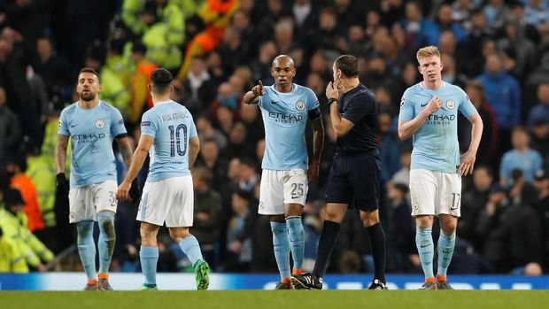 Pep Guardiola Beri Man United Harapan Meraih Gelar