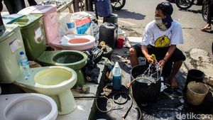 Cling... Kloset Bekas Ini Disulap Jadi Kinclong
