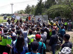 Pemasangan Pagar Proyek Bandara Kulon Progo Diwarnai Kericuhan