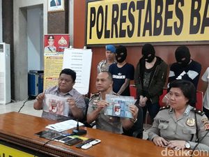 Polisi Telusuri Aliran Dana Hasil Napi Peras Wanita Bugil Polisi Telusuri Aliran Dana Hasil Napi Peras Wanita Bugil