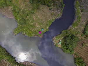 Satgas Citarum Pergoki 19 Pabrik yang Buang Limbah ke Sungai Satgas Citarum Pergoki 19 Pabrik yang Buang Limbah ke Sungai