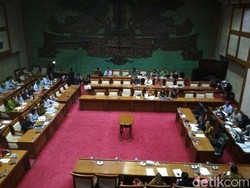 DPR Tunda Rapat soal Anggaran Dengan Kemenkeu dan Bappenas