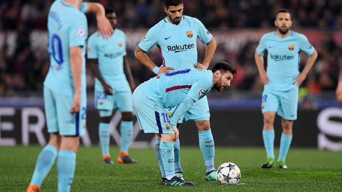 Barcelona tak berdaya menghadapi AS Roma di leg kedua perempatfinal Liga Champions (Foto: Alberto Lingria/Reuters)