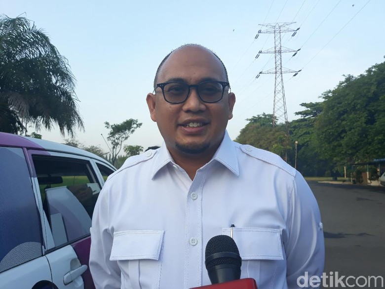 RSCM Bantah Pakai Selang untuk xl Orang, Tim Prabowo: Semoga Memang Begitu RSCM Bantah Pakai Selang untuk xl Orang, Tim Prabowo: Semoga Memang Begitu