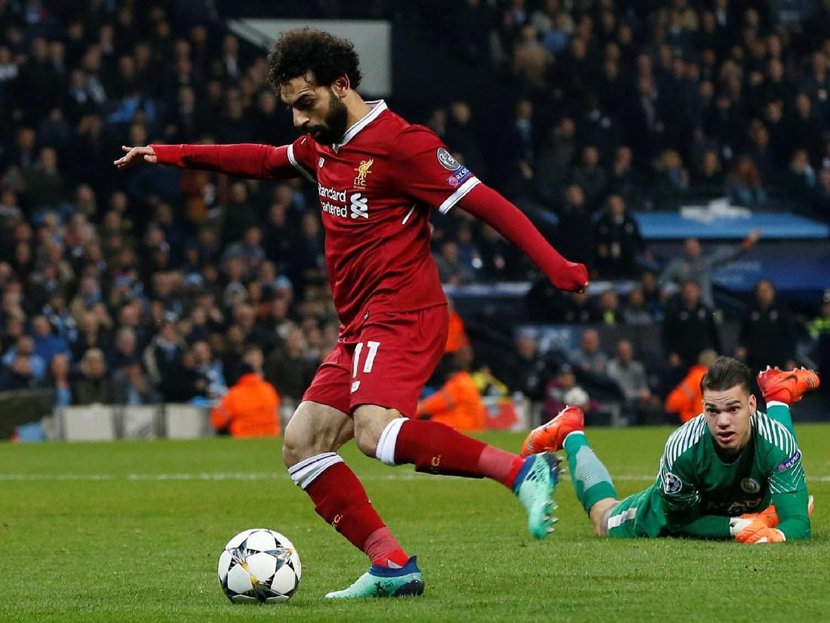 Gol penyerang Liverpool Mohamed Salah ke gawang Manchester City di leg kedua perempatfinal Liga Champions jadi yang paling favorit versi UEFA. (Foto: Andrew Yates/Reuters)