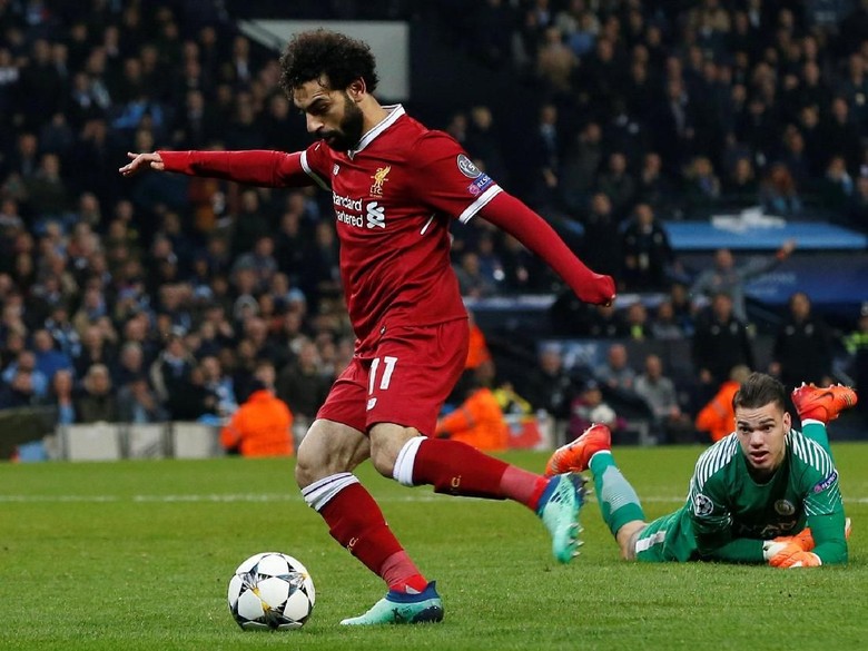 Salto Ronaldo Kalah Favorit dari Gol Salah Salto Ronaldo Kalah Favorit dari Gol Salah