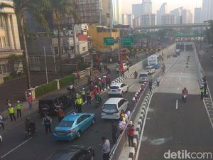 Potret Arus Lalin di Underpass Mampang yang Resmi Dibuka