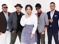 Lagu Cinta Jadi Persembahan Gitaris Ecoutez untuk Mendiang Istri