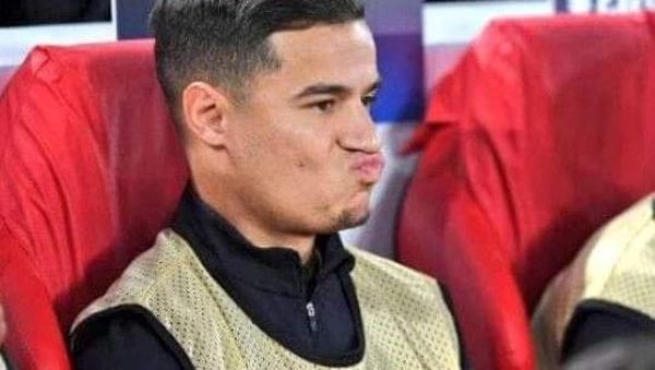 Meme Coutinho Manyun Lihat Barca Kalah dan Liverpool Jegal City