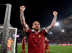 Penebusan De Rossi dan Manolas