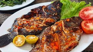 Bikin Lapar!10 Sajian Ikan Bakar dan Sambal, Menu Makan Siang Netizen