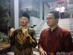 Polisi Periksa Abu Janda Pelapor Rocky Gerung