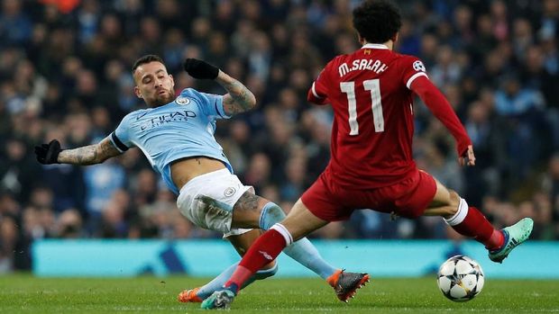 Laga berlangsung sengit, Man City mendominasi permainan di babak pertama.