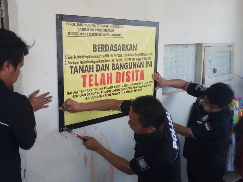 Artis Berinisial AM dan DG Jadi Korban Penipuan Abu Tours Artis Berinisial AM dan DG Jadi Korban Penipuan Abu Tours