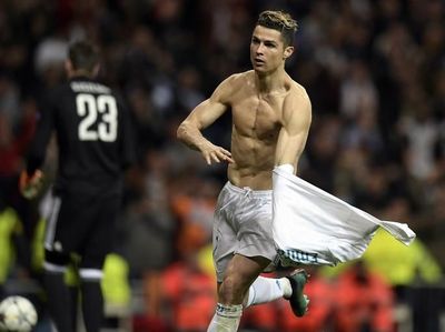 Seperti Cristiano Ronaldo, Para Pesepakbola Ini Juga Tidak Bertato