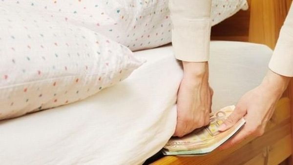 Jangan Simpan Uang di Tempat-tempat Ini, Bahaya!