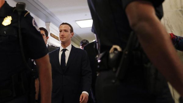 Saat Penyiksaan Terakhir Zuckerberg oleh DPR AS