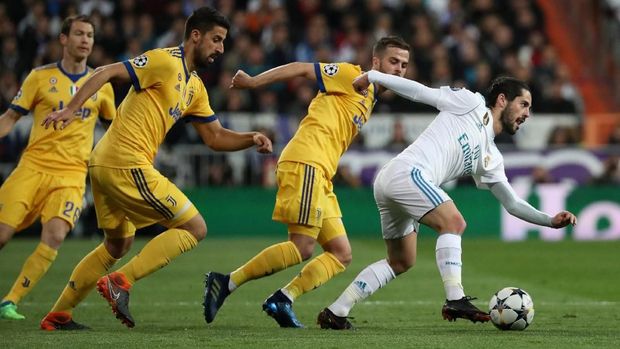 Juventus menyulitkan Real Madrid di Santiago Bernabeu.
