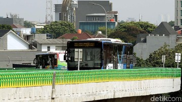 Pria Diduga Lecehkan Penumpang TransJ Jalur Langit Diamankan