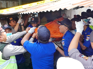 Rumah Terbakar, Istri Petugas Pemadam Kebakaran Ditemukan Tewas