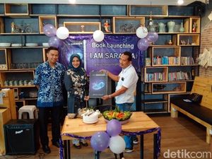 I Am Sarahza, Novel Terbaru Karya Hanum Rais I Am Sarahza, Novel Terbaru Karya Hanum Rais