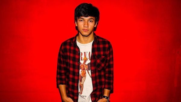 9 Artis Indonesia Berjiwa Sosial Tinggi, Jefri Nichol hingga Cinta Laura