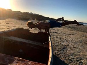 Lucu dan Keren, Deretan Foto Extreme Planking dari Instagram