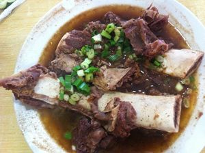 Resep Sop Konro Asli Makassar, Olahan Iga Sapi yang Empuk Resep Sop Konro Asli Makassar, Olahan Iga Sapi yang Empuk