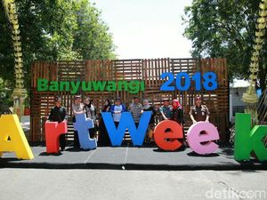 Lihat Produk Seni dan Kerajinan Lokal, di Banyuwangi Art Week Aja Lihat Produk Seni dan Kerajinan Lokal, di Banyuwangi Art Week Aja
