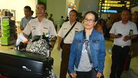 Momen TKW Parinah Kembali ke Indonesia Setelah 18 Tahun