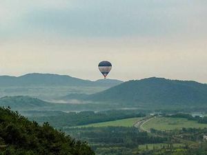 Balon Udara Jatuh di Jeju Korsel, 1 Orang Tewas dan 12 Luka Balon Udara Jatuh di Jeju Korsel, 1 Orang Tewas dan 12 Luka