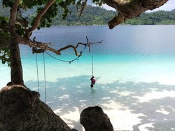 Surga Kecil Raja Ampat yang Penuh Petualangan