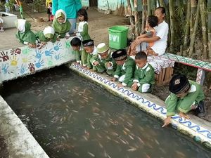 Banyuwangi Juga Punya Selokan yang Disulap Jadi Tempat Pelihara Ikan
